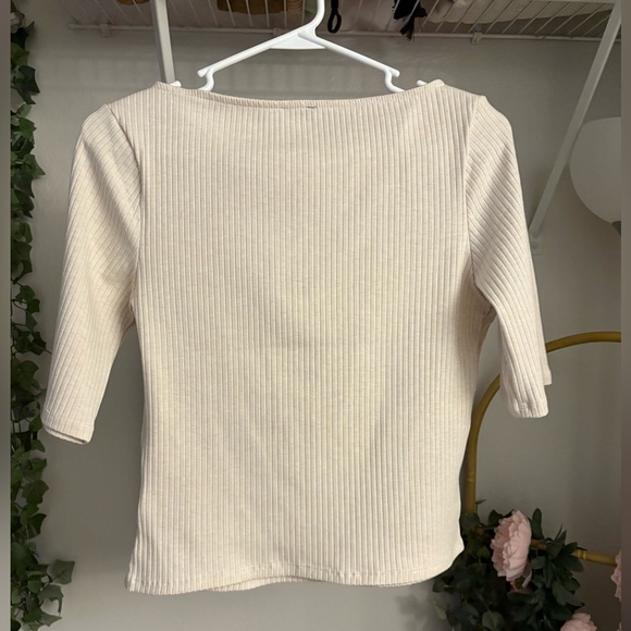 Express Cream Ribbed Blouse - Picture 3 of 3
